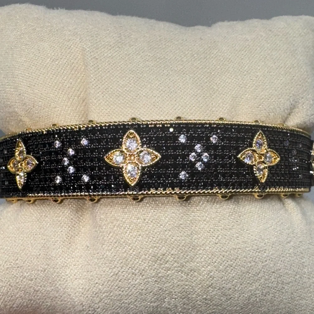 Venetian Sapphire Bangle - Picture 8 of 12